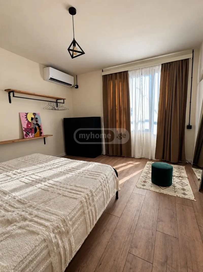 2-room apartment in Old Tbilisi, $1200/month