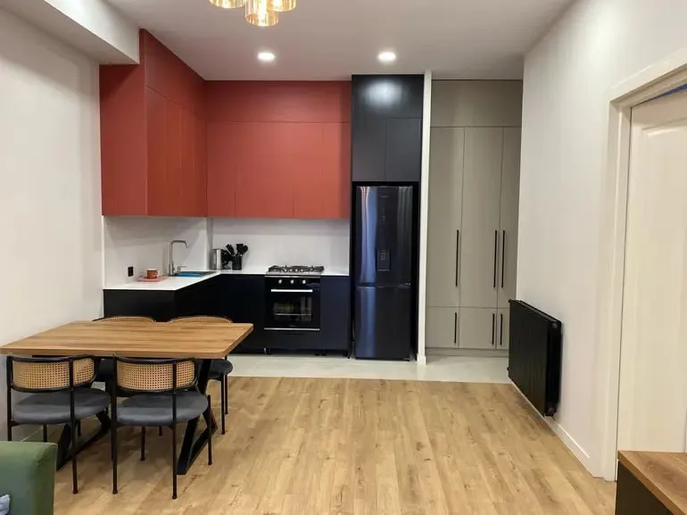 2-room apartment on Nutsubidze in Alpha complex, $800/month