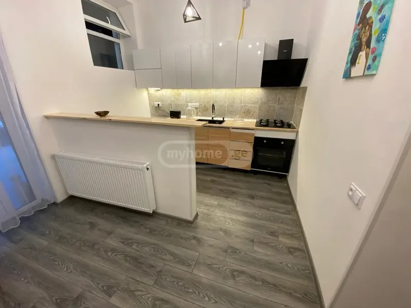 2-ოთახიანი ვაკეში, $1100/თვე