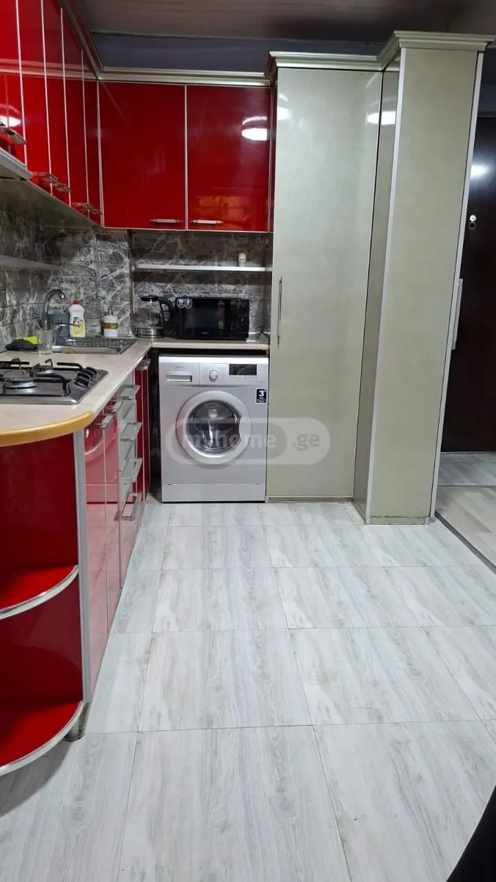 2-ოთახიანი ბინა ძველი თბილისში, $750/თვე