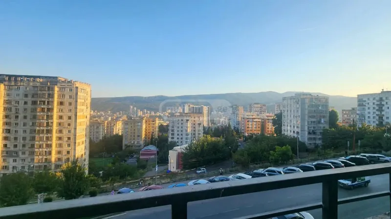 3-ოთახიანი გამოსახლებული ბინა საბურთალოში, $700/თვე