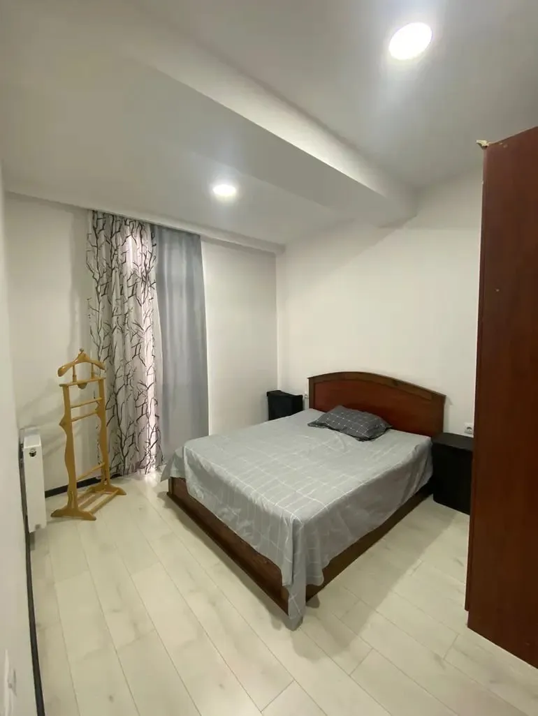 3-room apartment on Chikovani, Saburtalo, $800/month