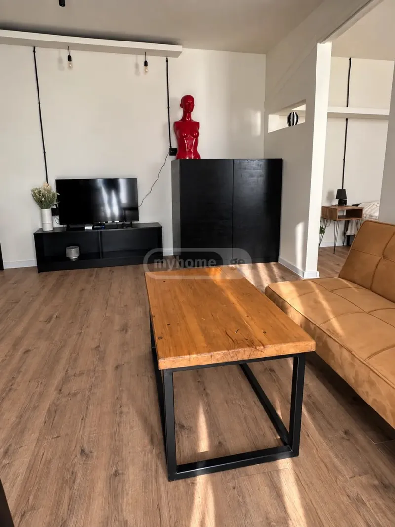 2-room apartment in Old Tbilisi, $1200/month