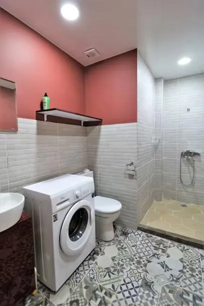 2-комнатная квартира на ул. Чкондидели, $600/месяц
