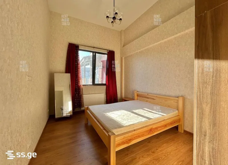 3-room apartment on Marshala Gelovani, $600/month