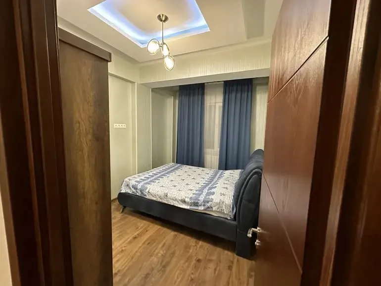 3-room apartment on Tsagareli Street, Saburtalo, $900/month