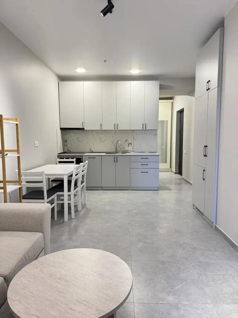 1-bedroom new apartment in Vake, $1200/month