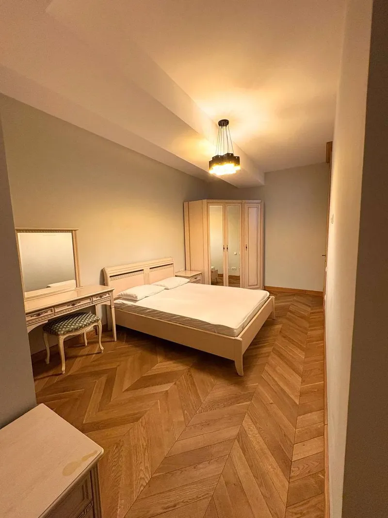 3-room apartment in Vake, $1700/month