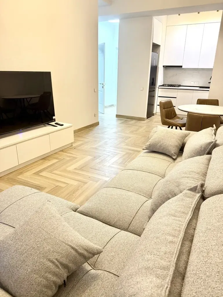 2-room apartment in Saburtalo, Shartava St., $1000/month