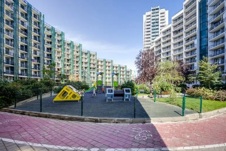 Spacious 4-room apartment in Greenhill, Saburtalo, $2500/month