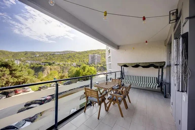 Spacious 4-room apartment in Greenhill, Saburtalo, $2500/month