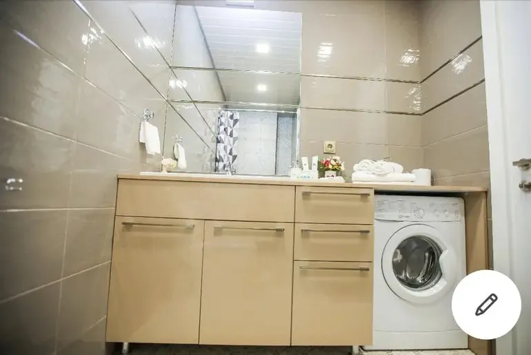 1-bedroom apartment on Arakishvili Street, Vake, $1000/month