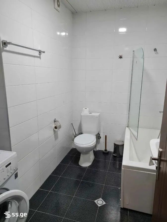 3-room apartment in Vera Ulitsa, $900/month