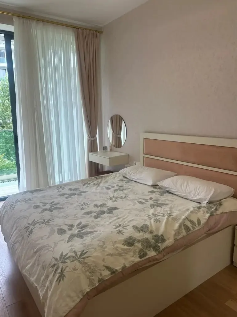 3-bedroom apartment in Krtsanisi, $2200/month