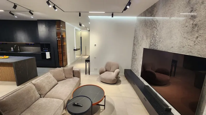4-room apartment in Krtsanisi, $5000/month