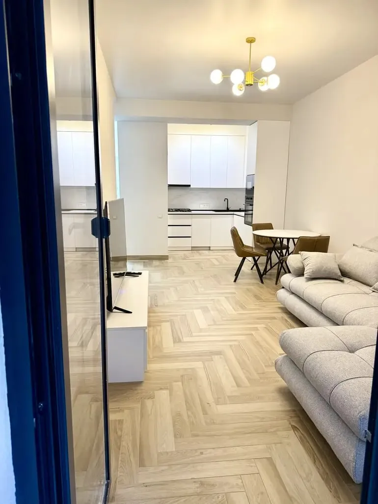 2-room apartment in Saburtalo, Shartava St., $1000/month