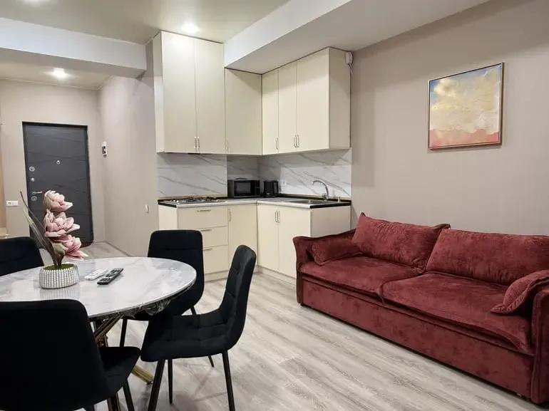 2-room apartment in Saburtalo, $600/month