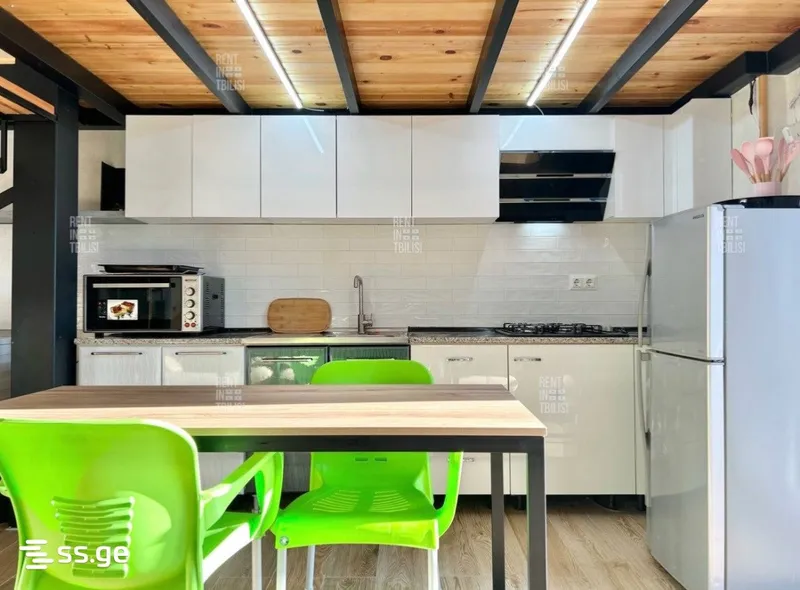 3-room apartment on Marshala Gelovani, $600/month