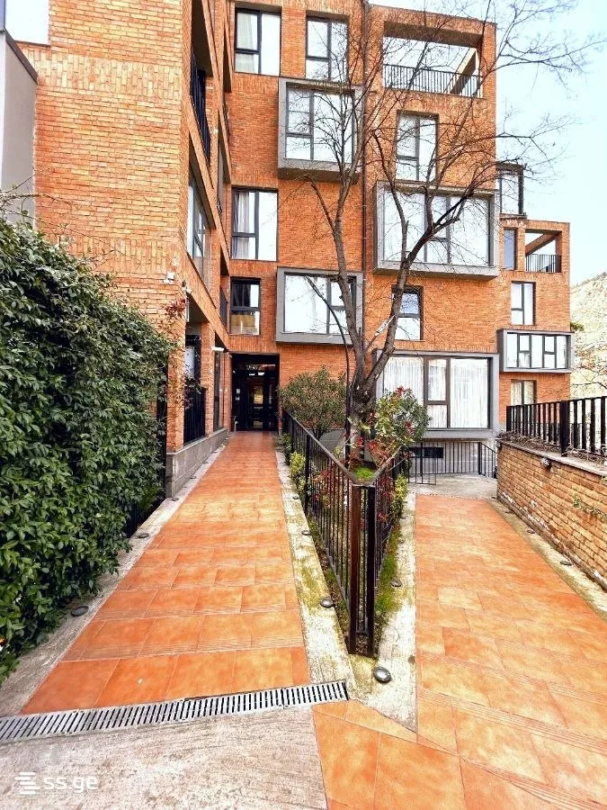 2-bedroom in Old Tbilisi, $850/month