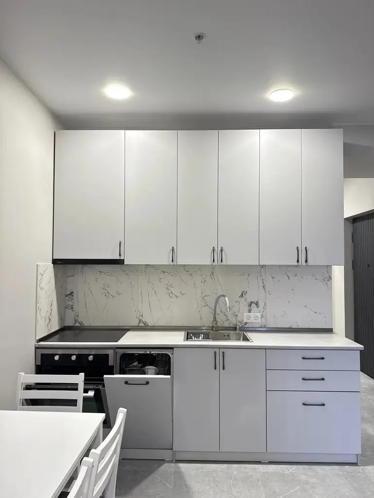1-bedroom new apartment in Vake, $1200/month
