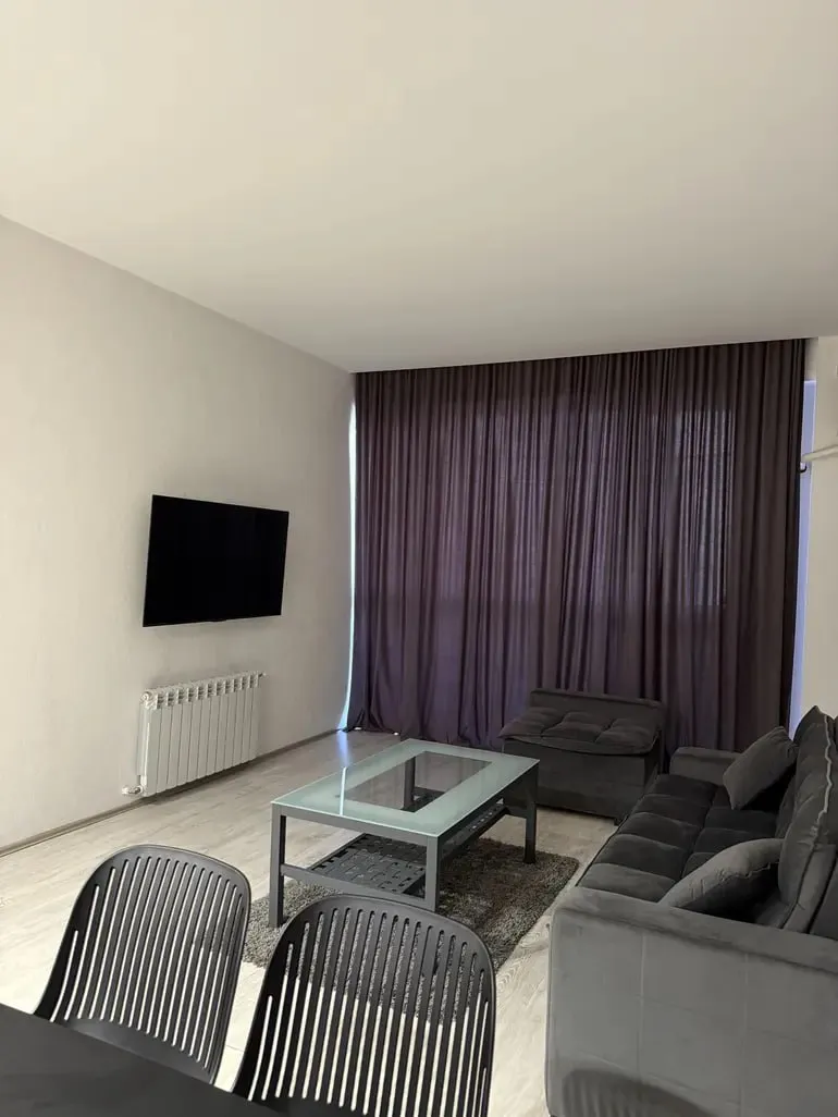 3-room apartment in Saburtalo, $900/month