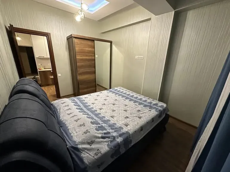 3-room apartment on Tsagareli Street, Saburtalo, $900/month