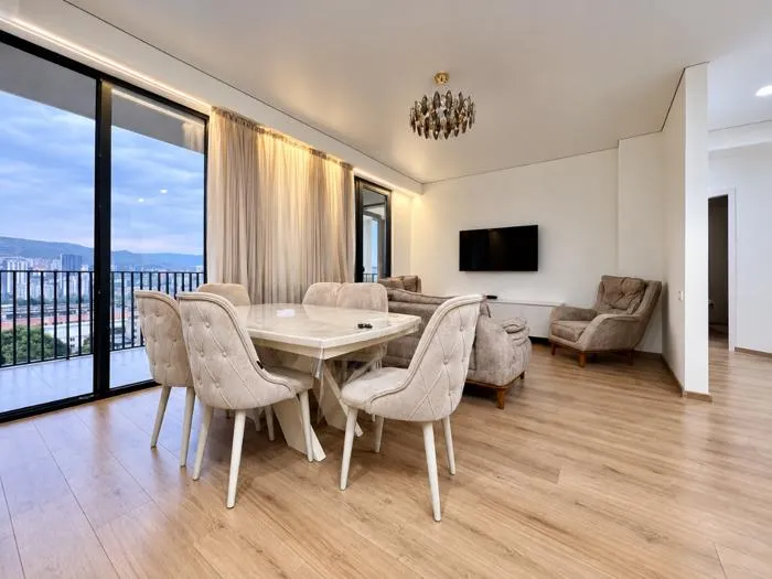 3-bedroom apartment in Didube, $1200/month