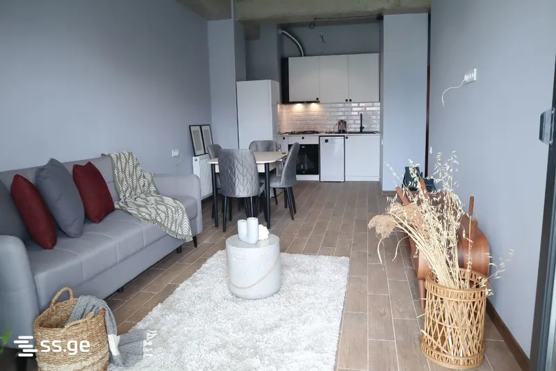 2-room studio apartment in Avlabari, $1000/month