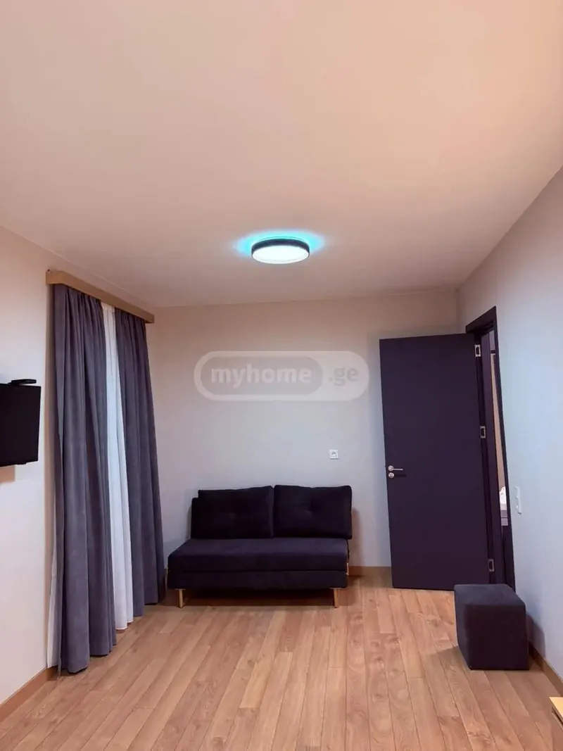 1-საძინებელი ბინა ძველ თბილისში, $650/თვე