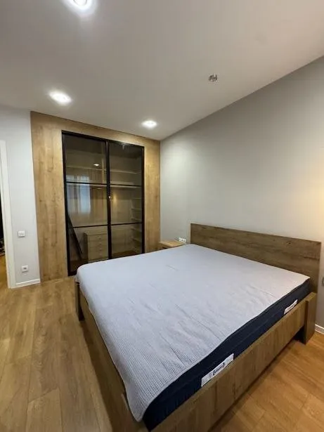 2-room apartment on Lisi, Ulitsa Iv (Tirifeb), $1100/month