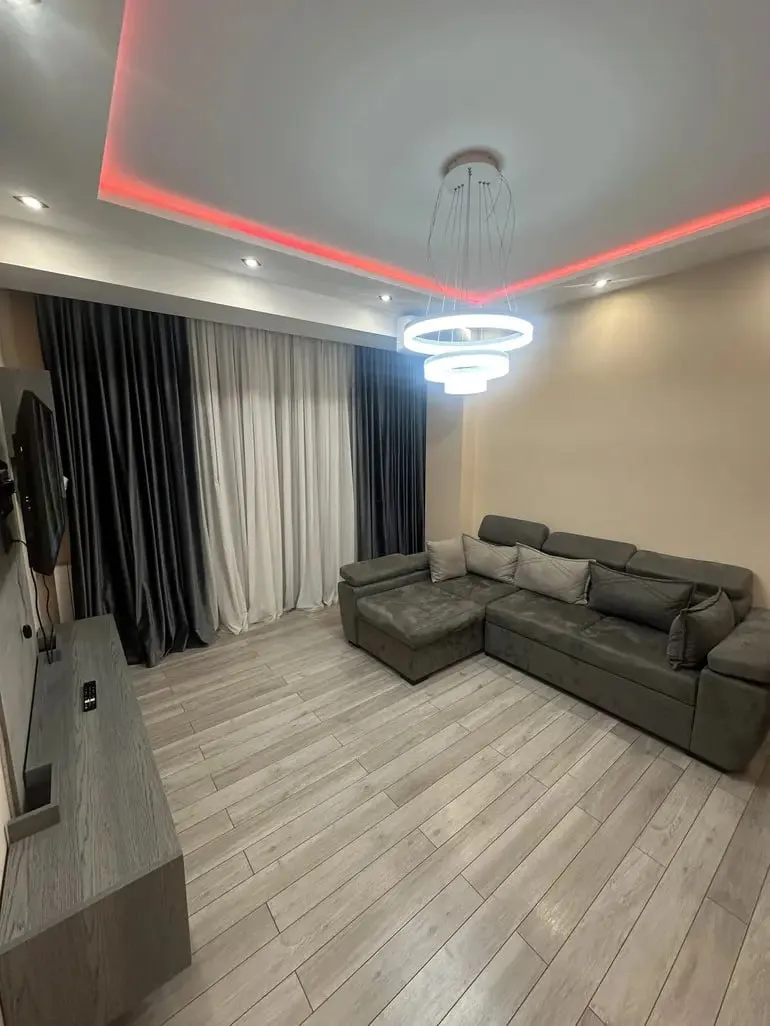 2-room apartment on Politkovskaya, Saburtalo, $800/month