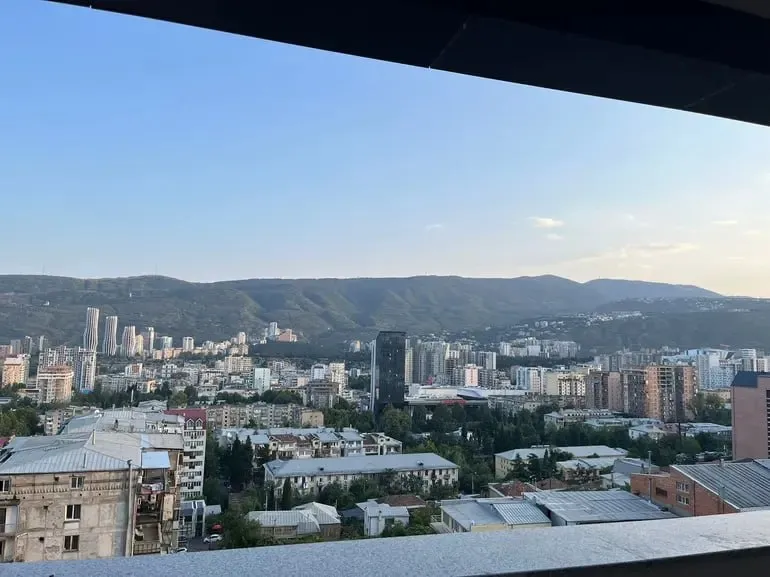 2-room apartment on Nutsubidze in Alpha complex, $800/month