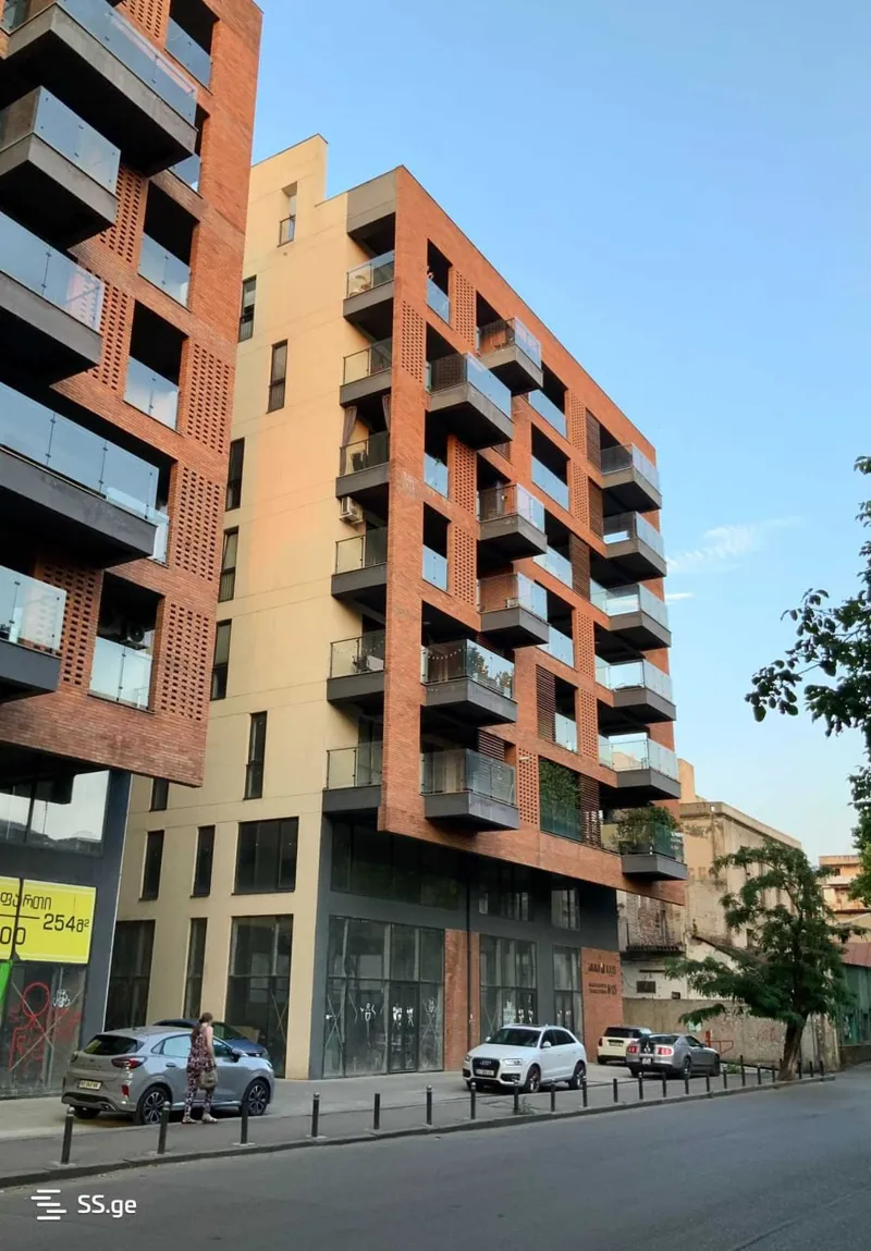 3-room apartment in Chugureti, $800/month