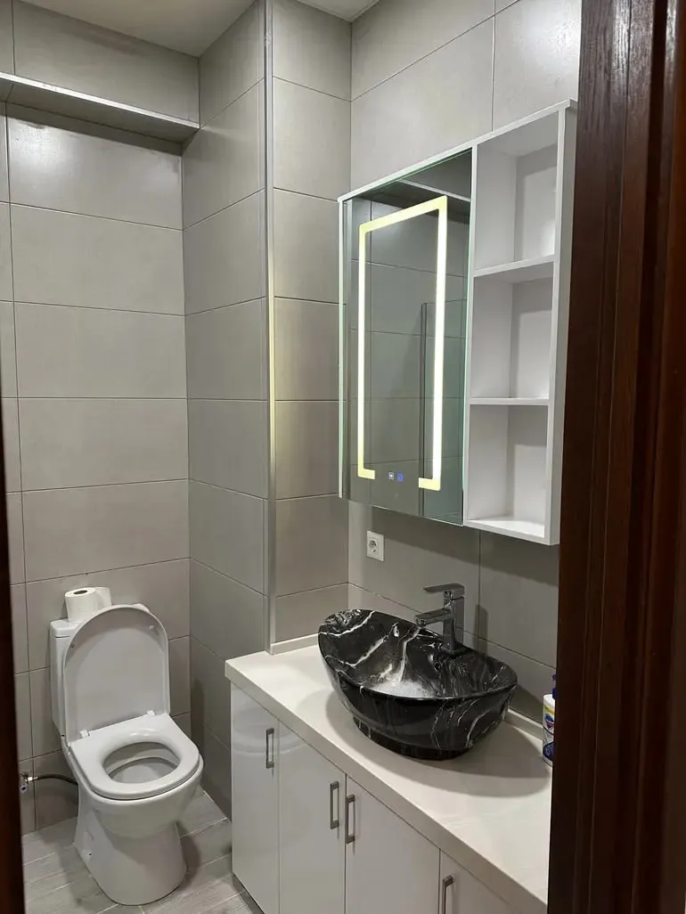 3-room apartment on Tsagareli Street, Saburtalo, $900/month