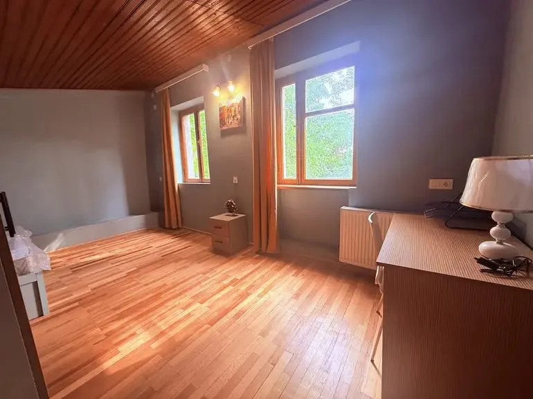 3-room apartment in Chugureti, Agmashenebeli, $800/month