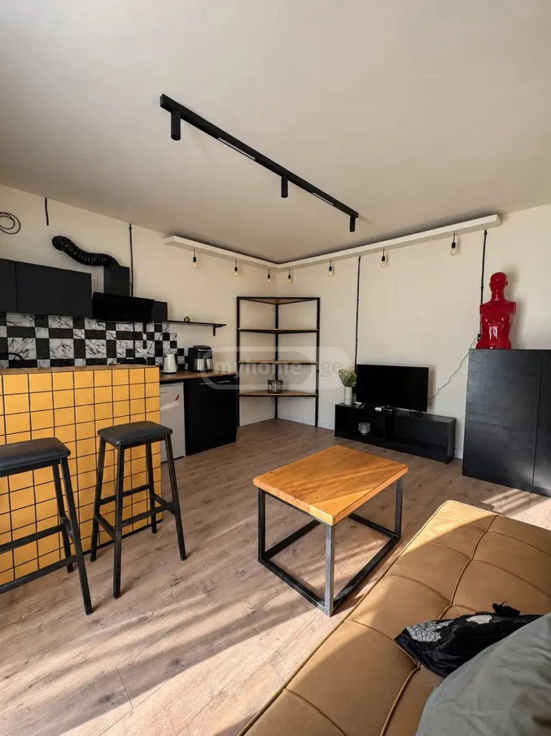 2-room apartment in Old Tbilisi, $1200/month