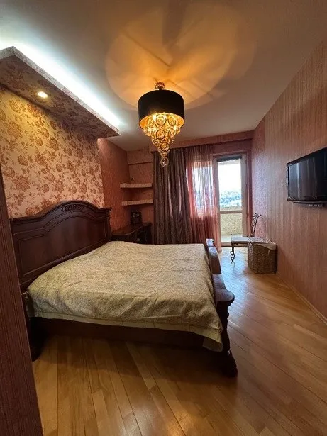 3-room apartment in Saburtalo, $1100/month
