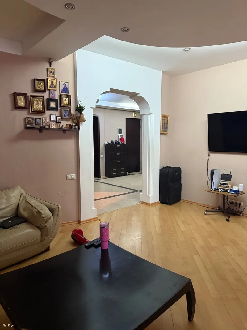 5-room apartment on Kekelidze Street, $2000/month