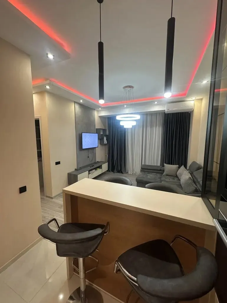 2-room apartment on Politkovskaya, Saburtalo, $800/month