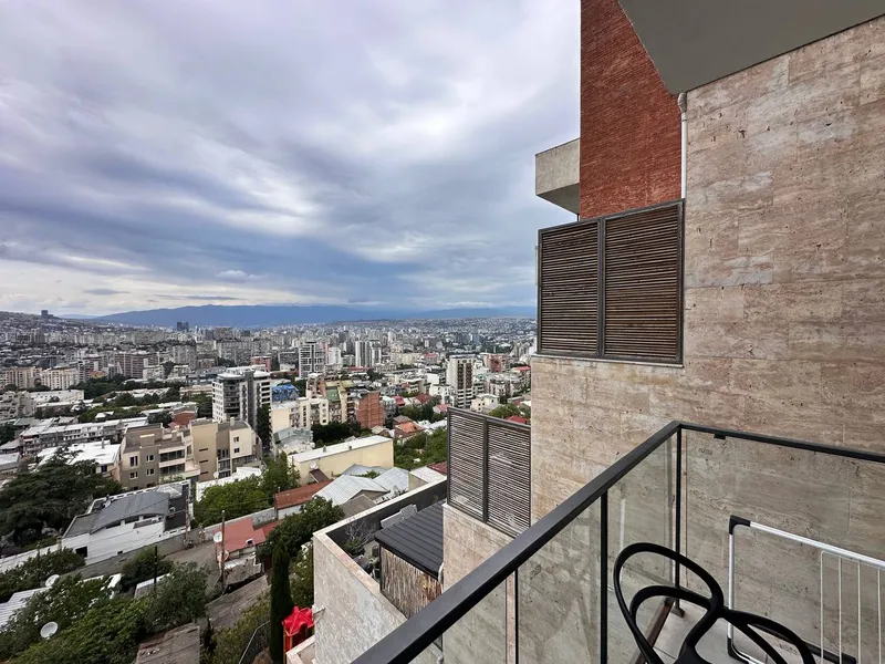 2-ოთახიანი ბინა Vake-ში, $900/თვეში