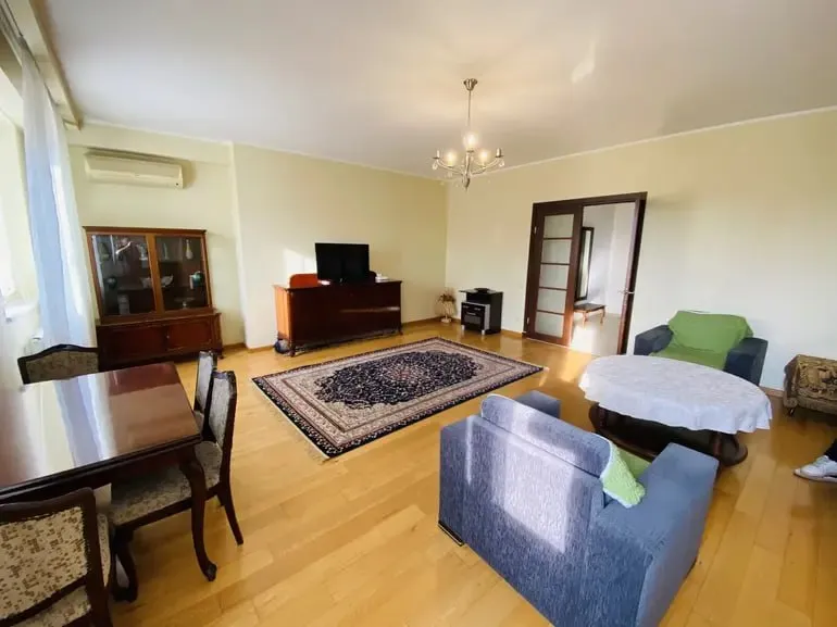 3-room apartment in Saburtalo, $1100/month