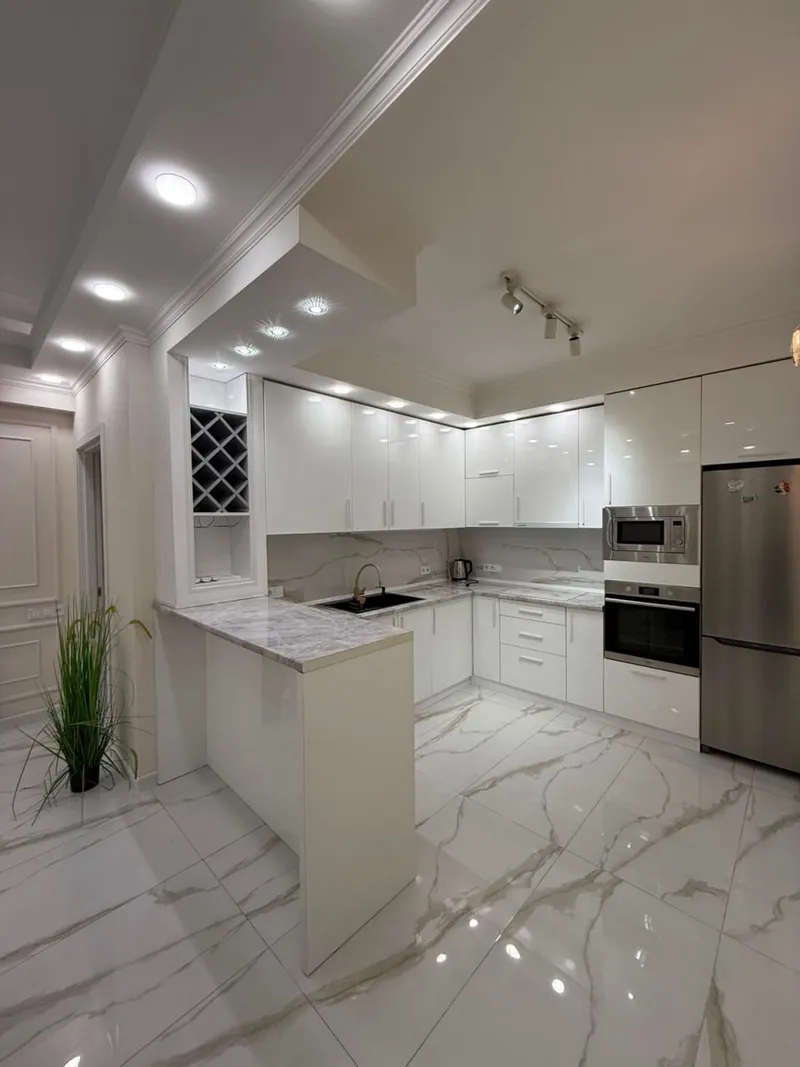 4-room apartment in Chugureti, $2000/month