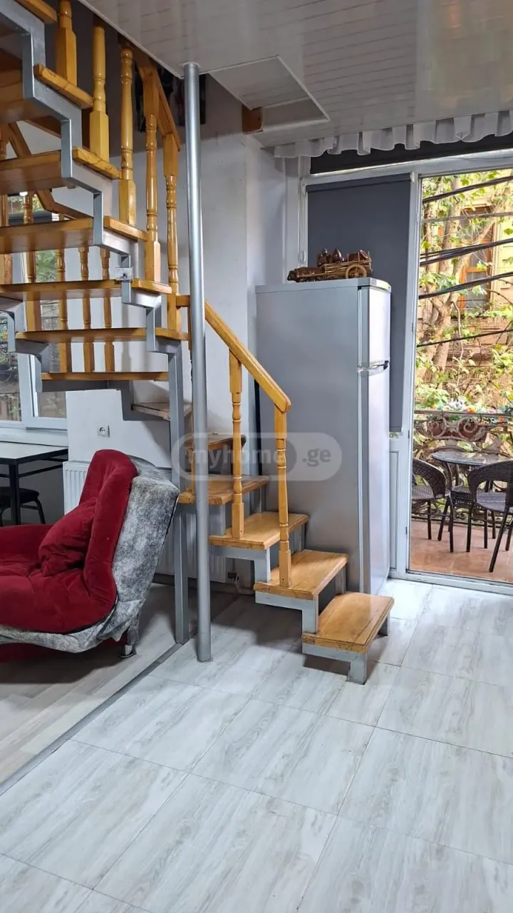 2-ოთახიანი ბინა ძველი თბილისში, $750/თვე