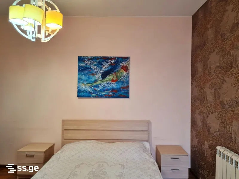 3-room apartment in Vera Ulitsa, $900/month