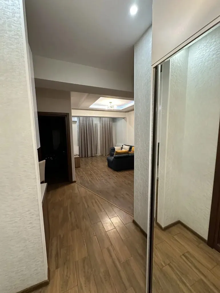 3-room apartment on Tsagareli Street, Saburtalo, $900/month