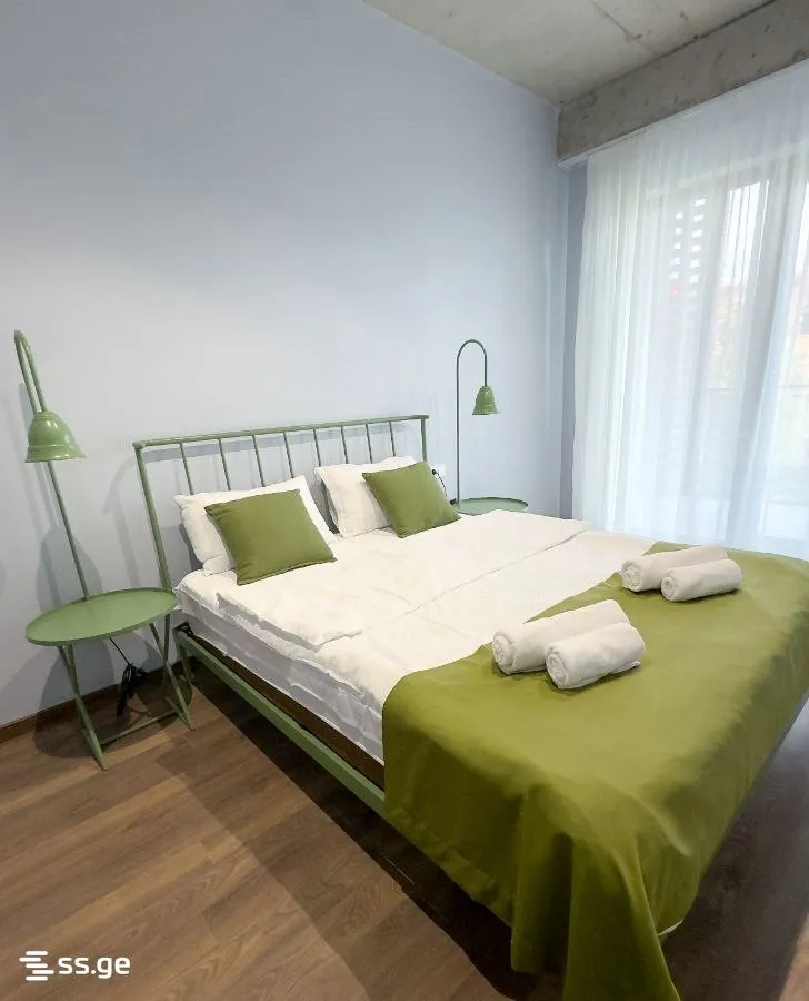 2-комнатная квартира-студия в Авлабари, $1000/месяц