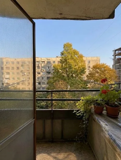 3-bedroom apartment in Saburtalo, $700/month