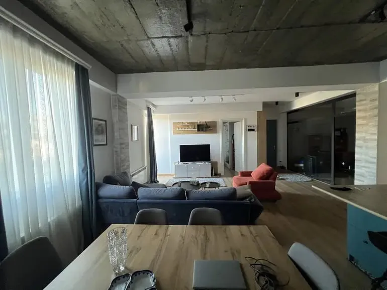 4-room apartment in Chugureti, $1500/month