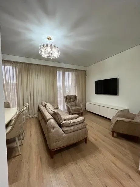3-bedroom apartment in Didube, $1200/month