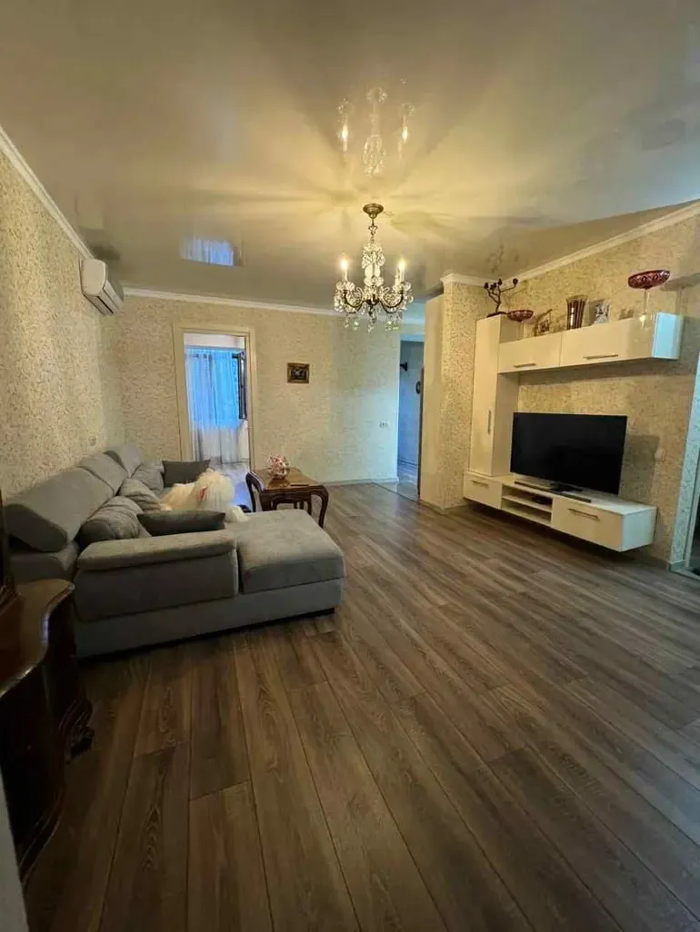 3-room apartment in Saburtalo, $800/month
